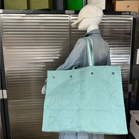 Gucci Light Blue XL Beach Canvas Tote Bag - Picture 1 of 16